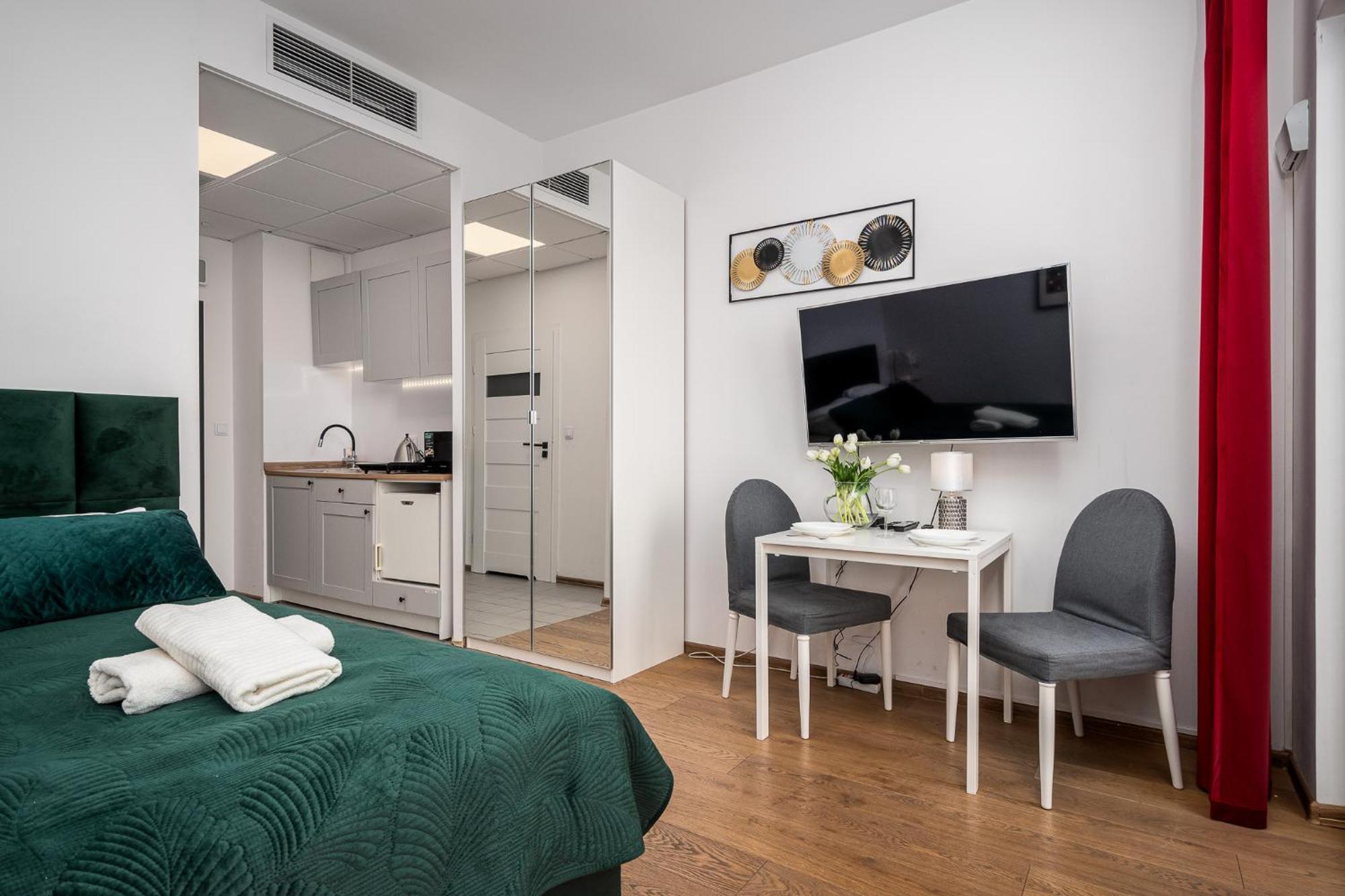 Prymasa Tysiaclecia 83A Free Garage By Perfect Apart Warsaw Ngoại thất bức ảnh