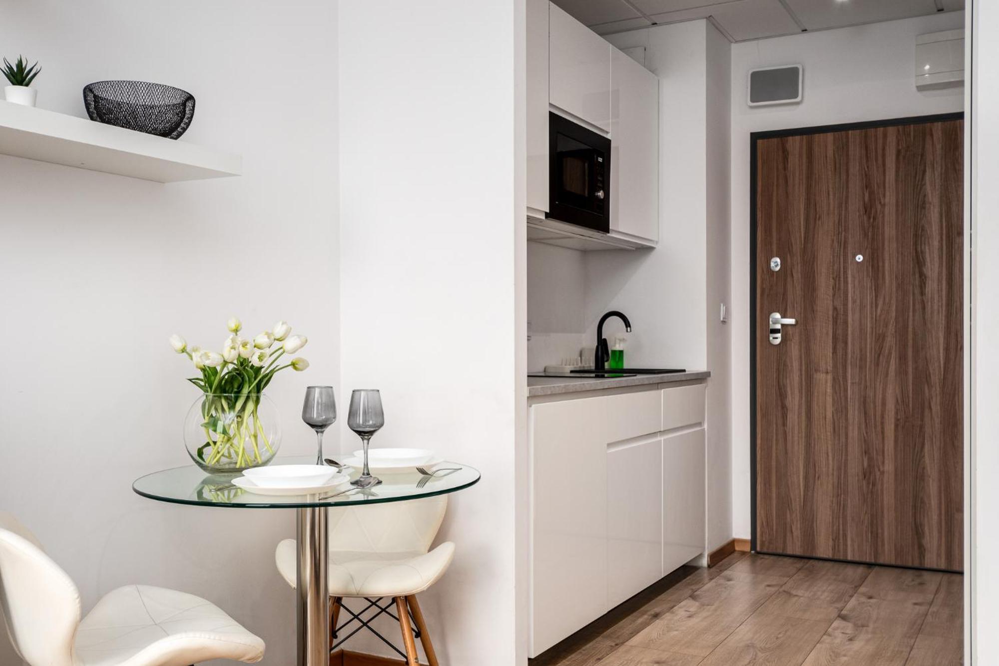 Prymasa Tysiaclecia 83A Free Garage By Perfect Apart Warsaw Ngoại thất bức ảnh